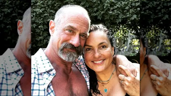 Chris Meloni with Mariska Hargitay