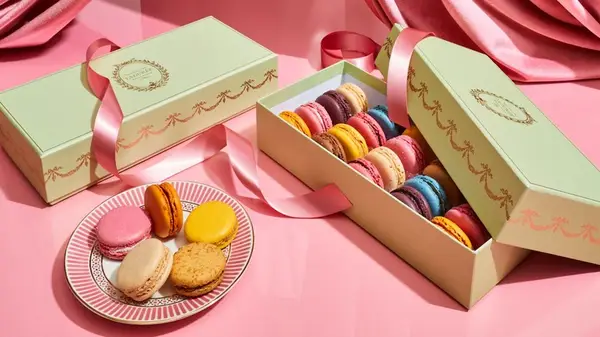 Macarons on Goldbelly 