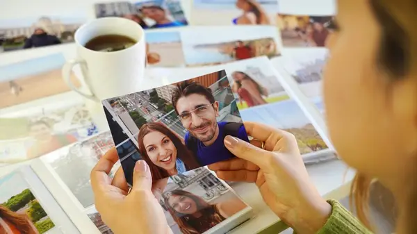 Så, vad gör vi med bilderna och minnesmärken efter att ett förhållande slutar?