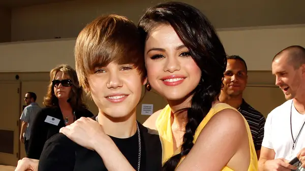 Selena Gomez and Justin Bieber at the 2010 Kid