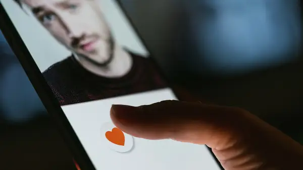 Pozew dotyczący aplikacji randkowych, wyjaśnił: Dlaczego zawias i Tinder są pozywane