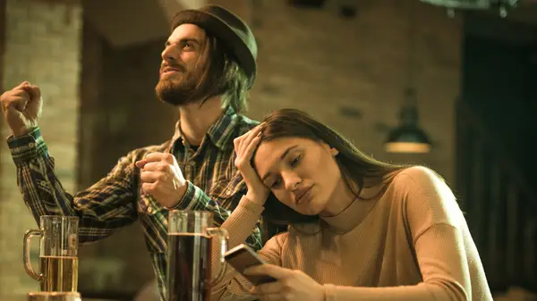 PSST: Det er okay at ikke elske din partners hobbyer (du har lidt gennem nok pickleball)