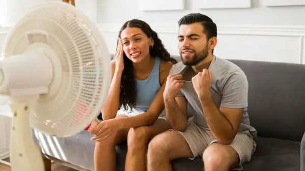 couple suffering the heat