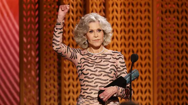 5 vegades que Jane Fonda va portar l'activisme als espectacles de premis