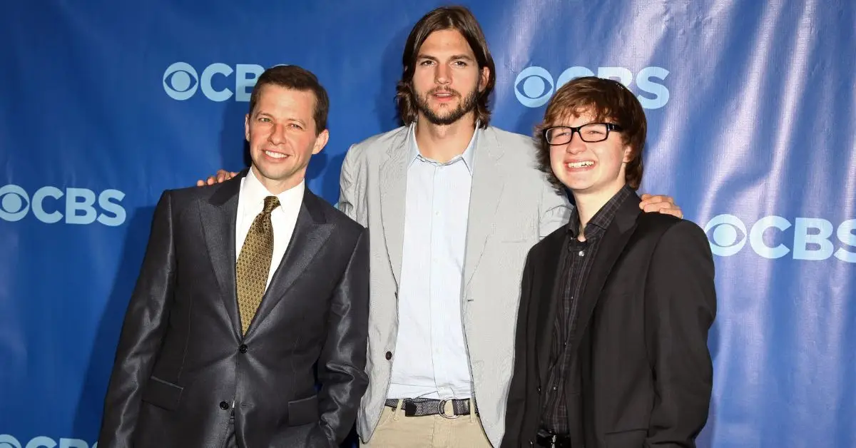 CBS 선두에 있는 Ashton Kutcher, Jon Cryer, Angus T. Jones