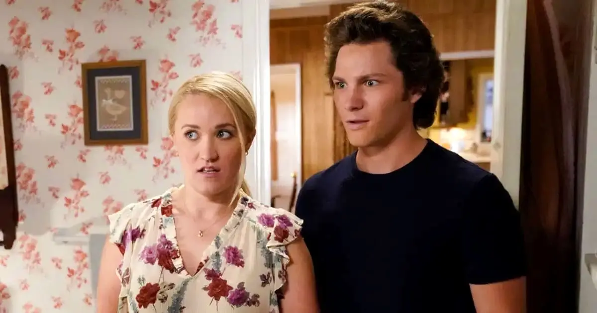 Mandy und Georgie in Young Sheldon