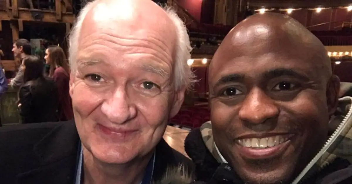 Wayne Brady und Colin Mochrie schließen sich von Brady an