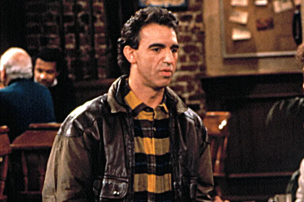 Jay Thomas nel ruolo di Eddie in Cheers