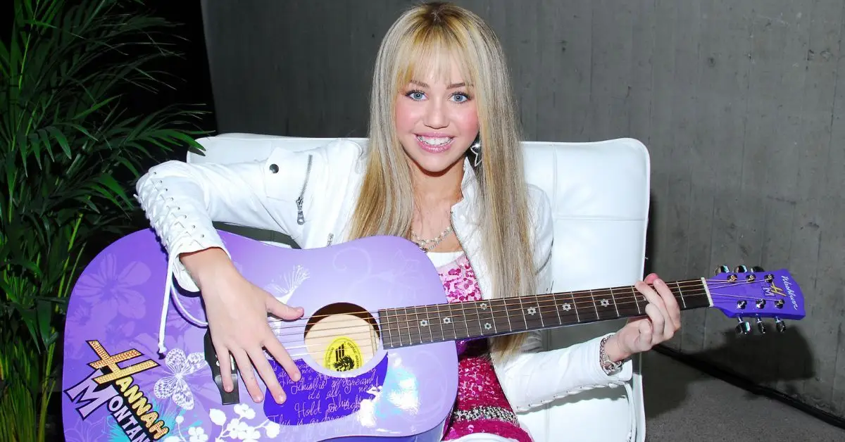 Miley Cyrus wystąpiła jako Hannah Montana w 2007 roku