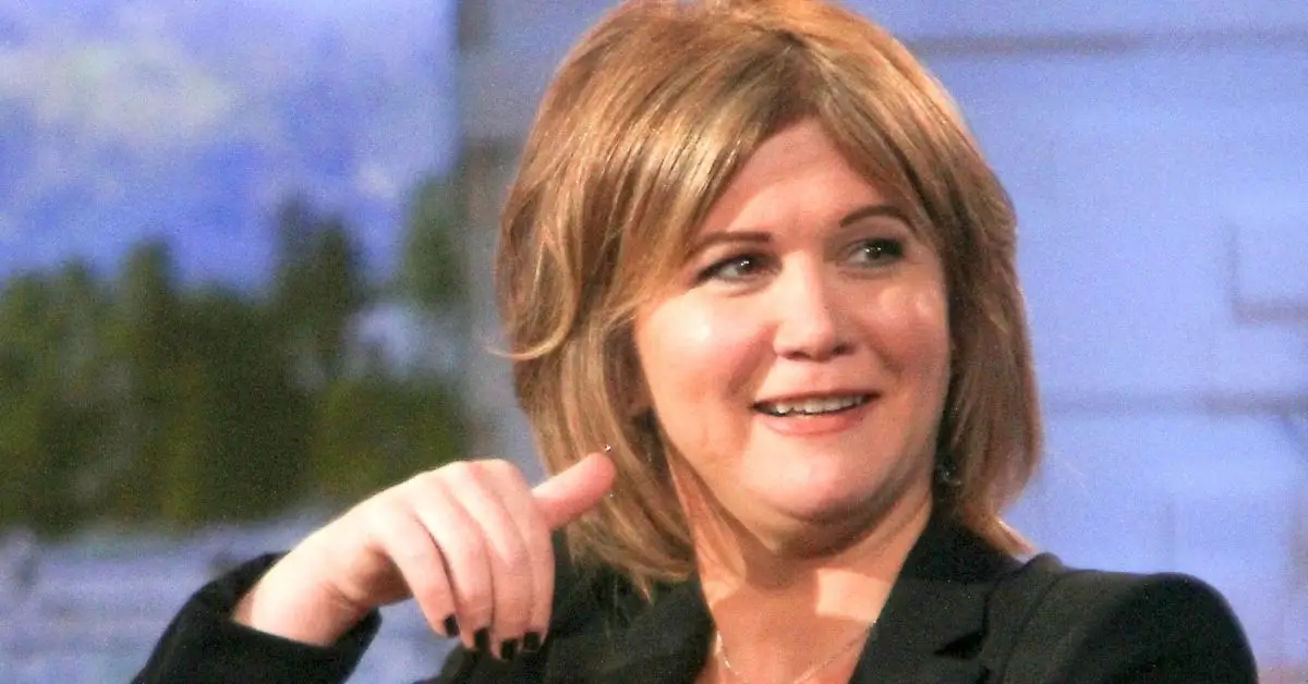 Tracey Gold durante una entrevista televisiva