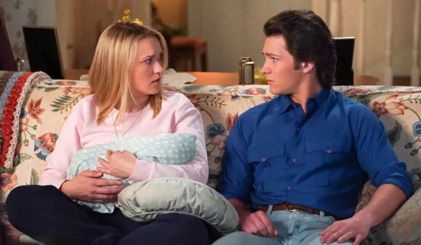 Mandy-och-Georgie-Young-Sheldon