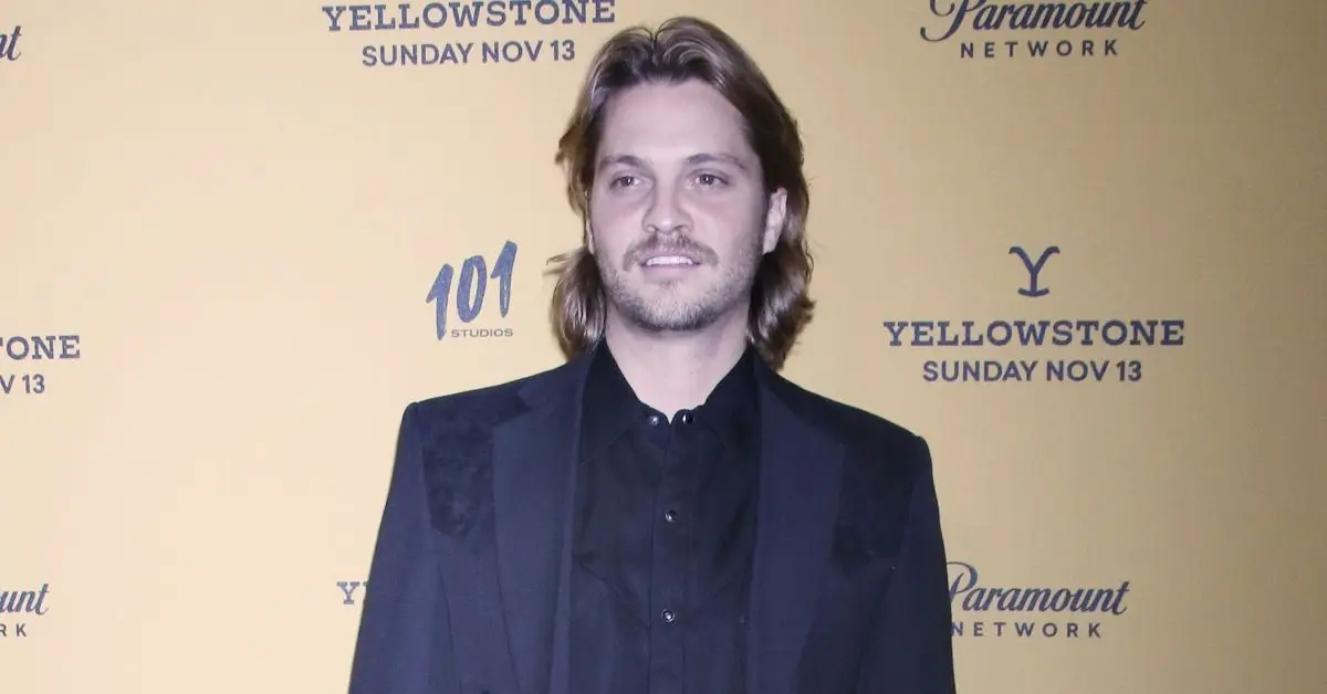 イエローストーンのキャスト、最も貧しい者から最も裕福な者までランク付け