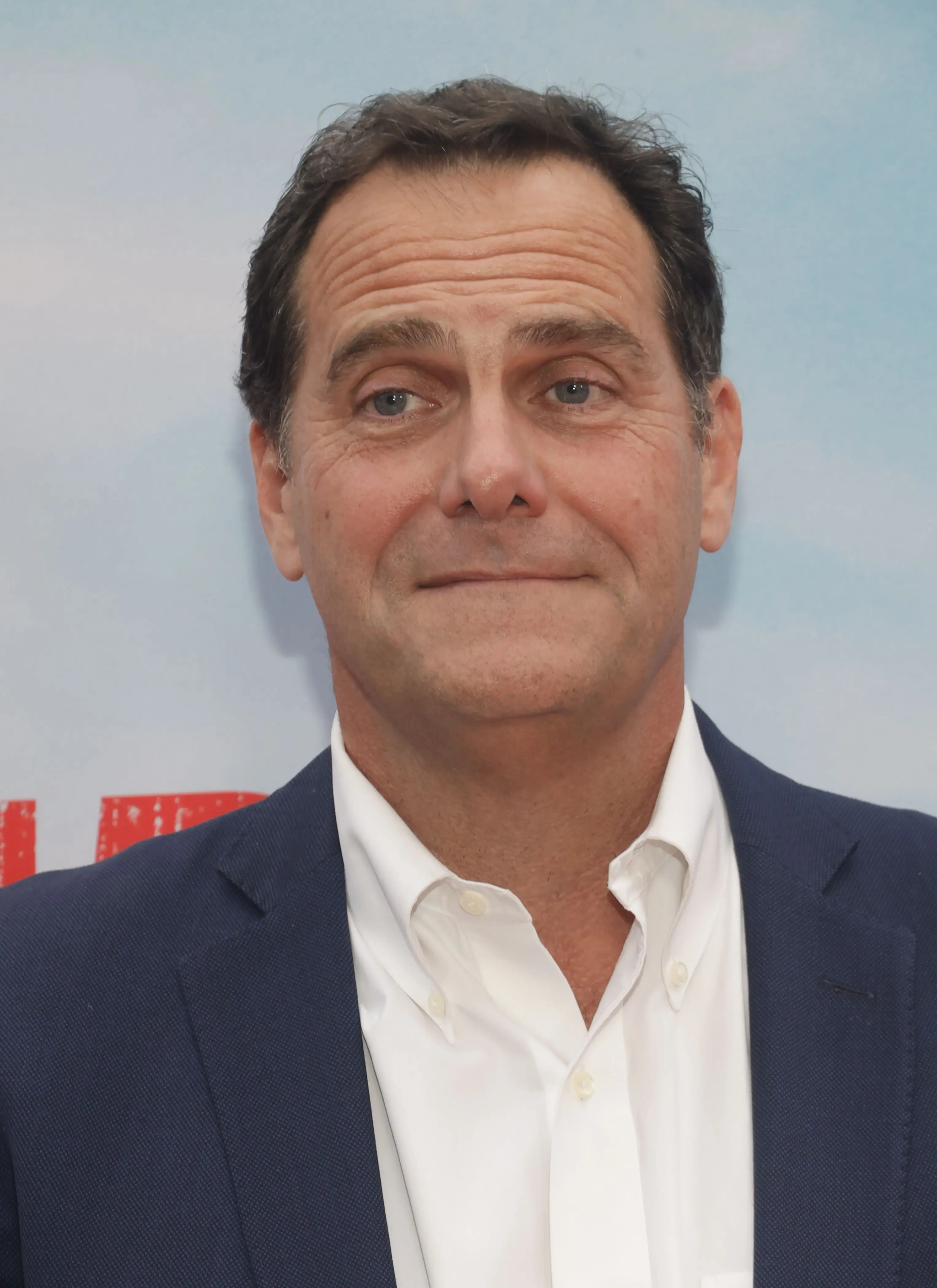 David Wallace na estreia da série de TV de Los Angeles da Netflix