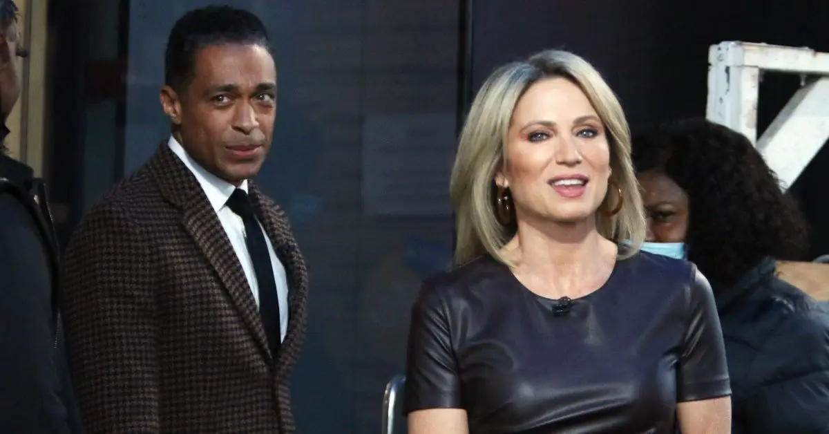 Amy Robach lächelt in die Kamera