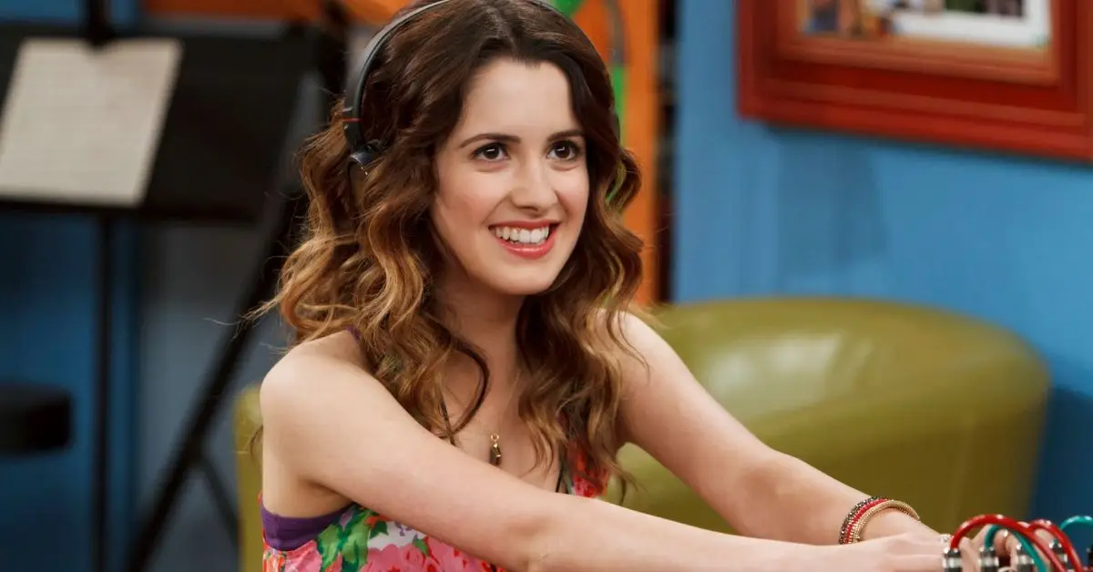 Laura Marano a Ally & Austin