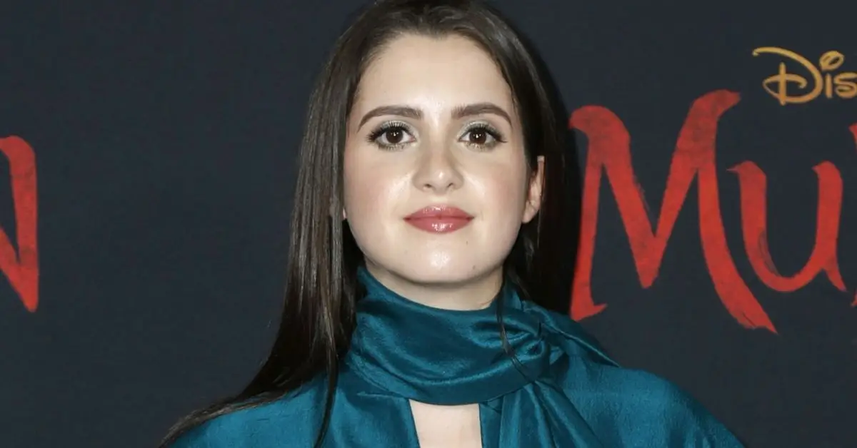 Laura Marano en una estrena de pel·lícula