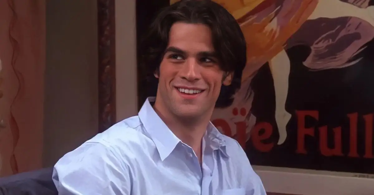 Les fans n'arrivent pas à croire ce qui est arrivé à Eddie Cahill après avoir joué à Tag avec des amis