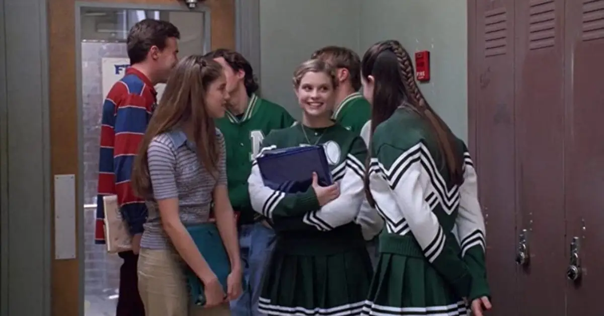 Natasha Melnick y otros actores en Freaks and Geeks