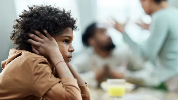 kid hears parents argue