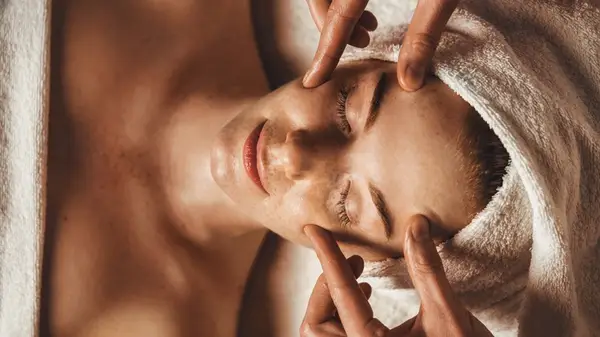 Getting face massage