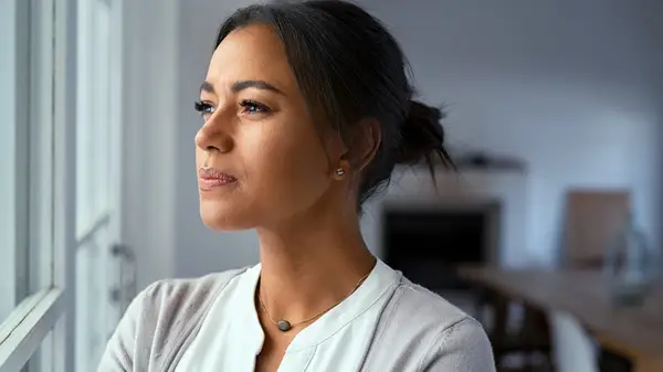 5 tendenze tossiche che impediscono la relazione che hai con te stesso di crescere