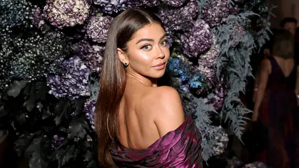 Inuti den moderna familjestjärnan Sarah Hylands självvårdsresa