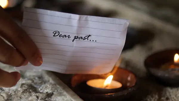 A note being burnt