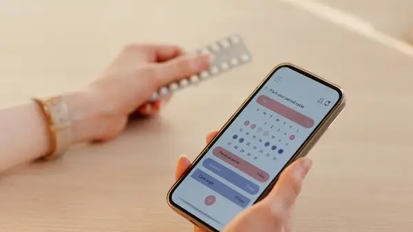 contraceptive pills and period tracker