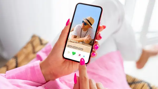 Woman on a dating app